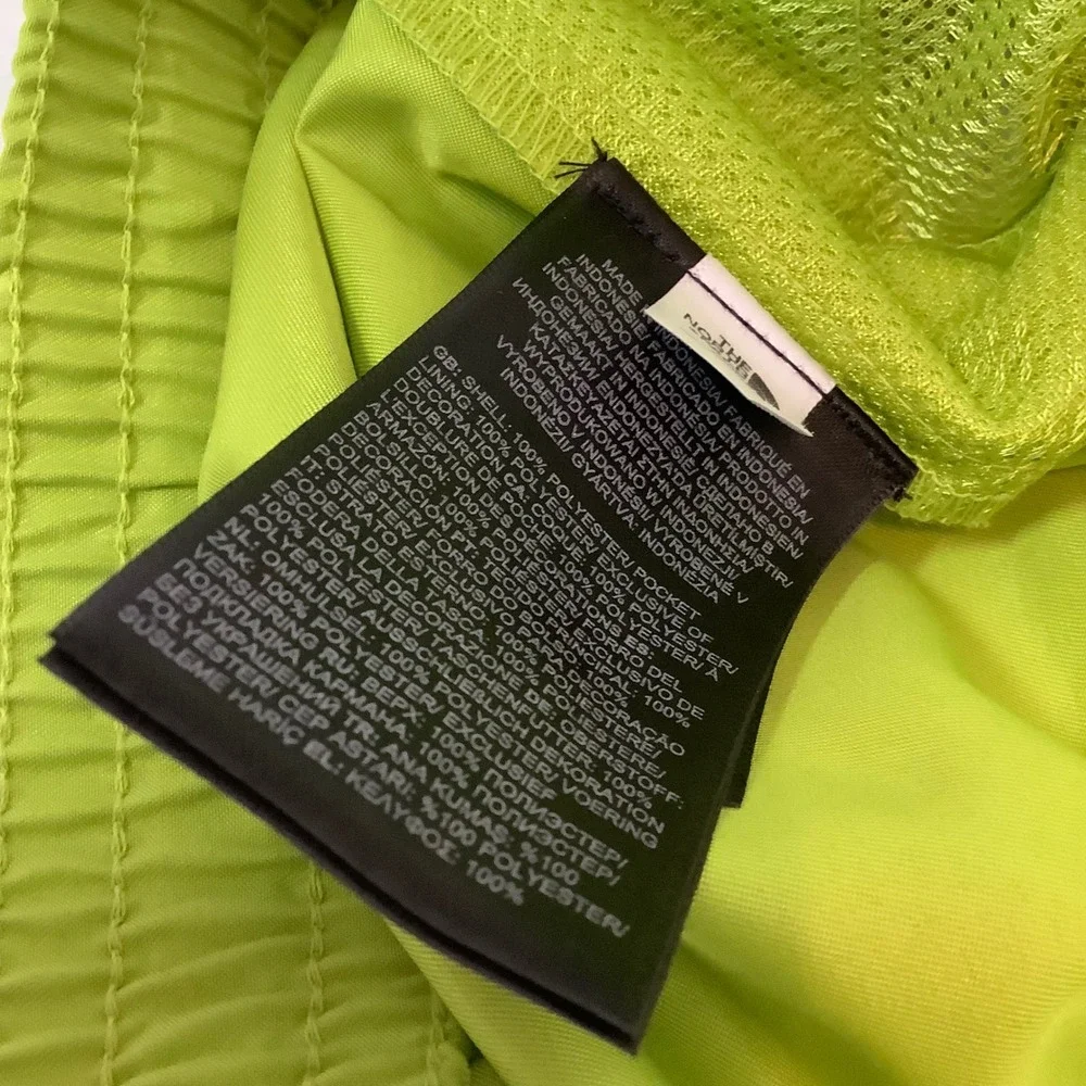 The North Face Mens ADB Class V Water Shorts Meadow Grass Green‎ XXL NF0A8CQG1MO